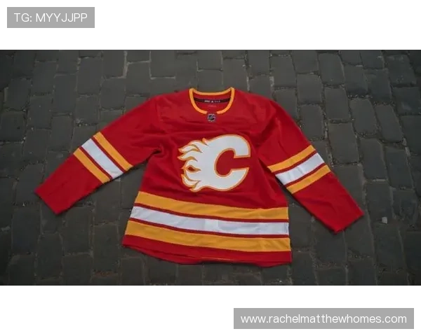 挪威队队服红白